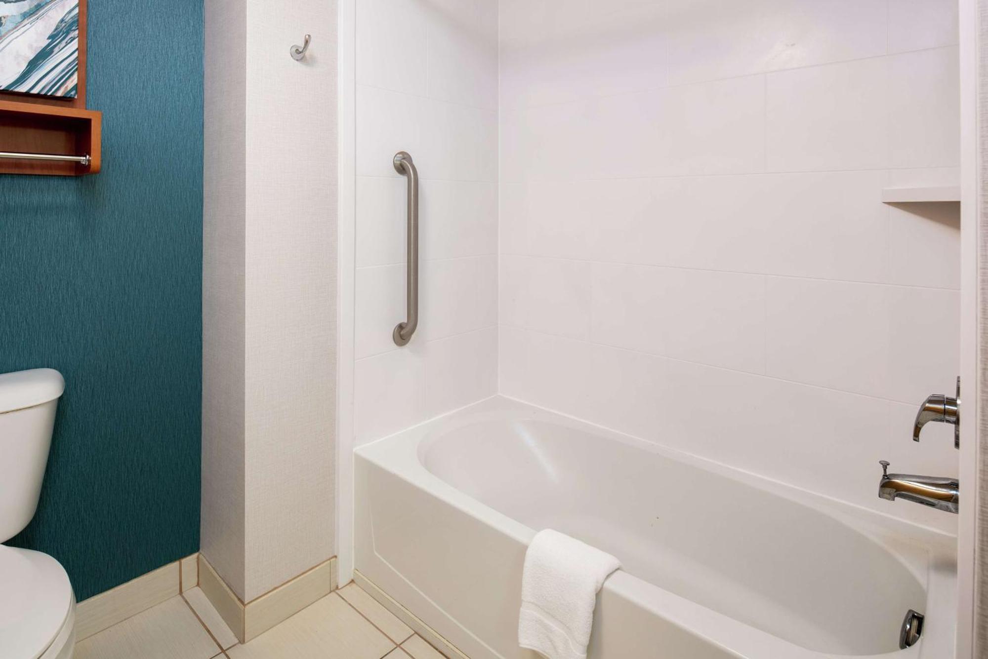 Homewood By Hilton Virginia Hotel 3*