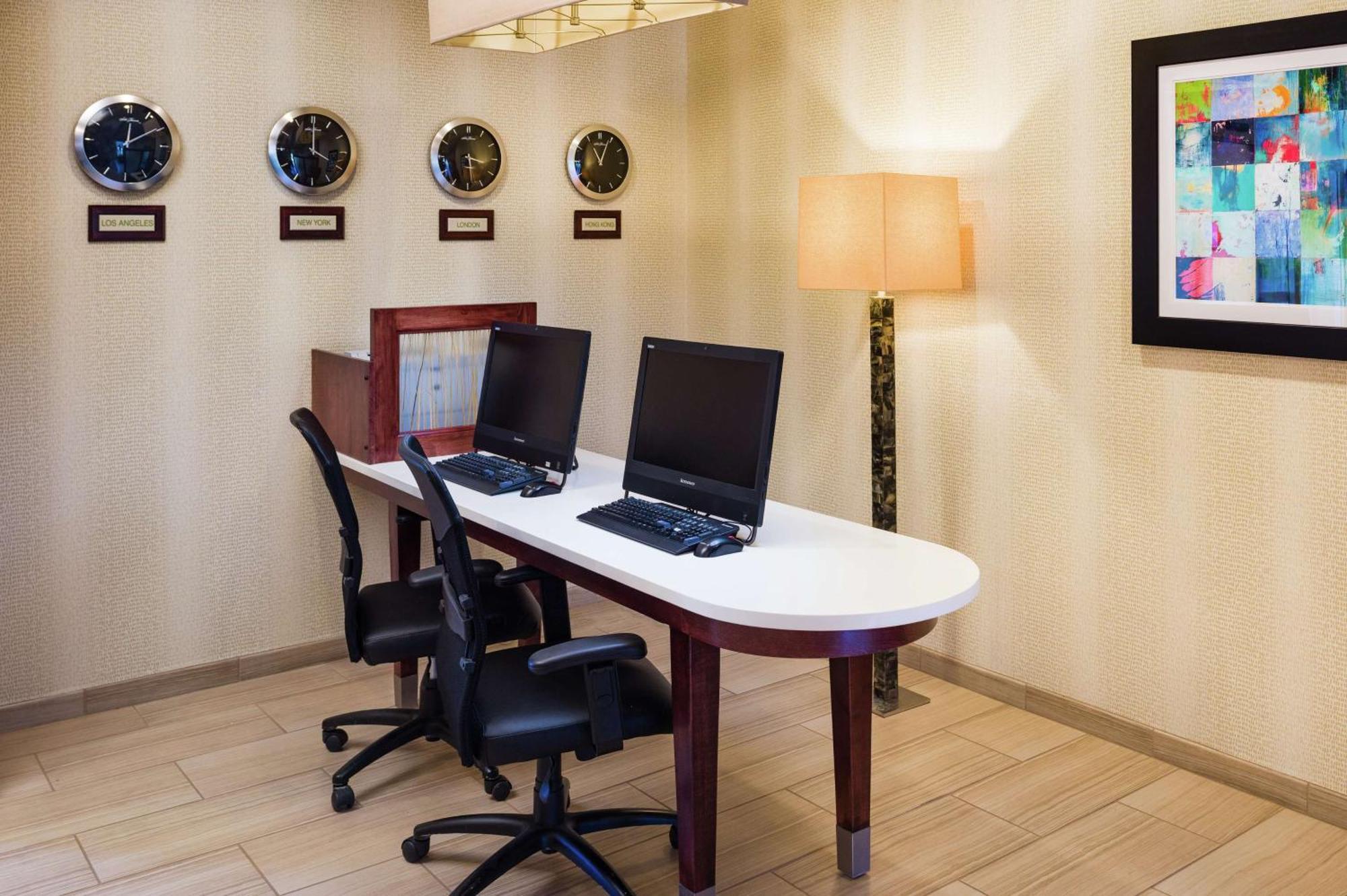 Homewood By Hilton Virginia 3*